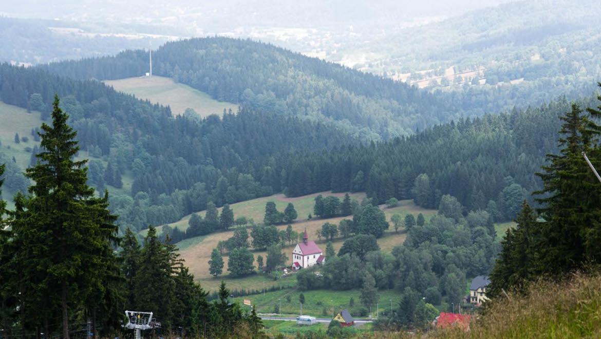 Czarna Gora Na Skarpie *